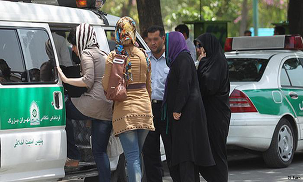 Iran in der Diskriminierung der Frauen nicht bestärken