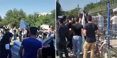 Zentraliranische Stadt Nikbakht, 30. Juli 2020: Bürger protestieren gegen die Todesstrafe