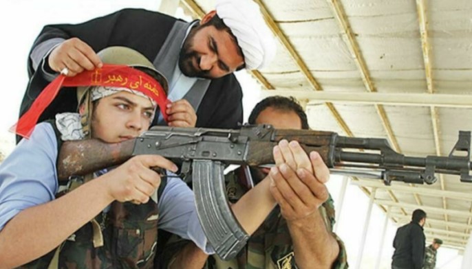 Kindersoldaten im Iran Kindersoldaten im Iran