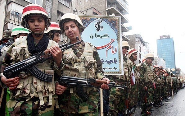 Kindersoldaten im Iran Kindersoldaten im Iran