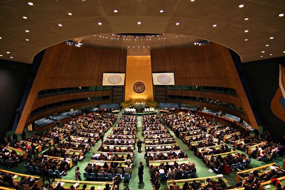 69. UNO-Resolution zur Verurteilung des iranischen Regimes wegen der kontinuierlichen schweren Menschenrechtsverletzungen