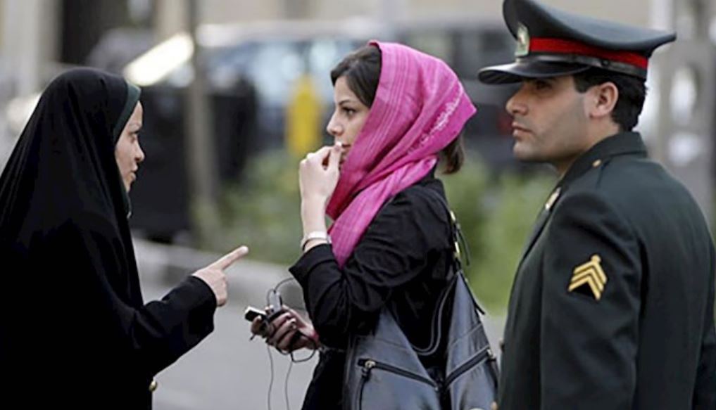 Gewalt und Verbrechen gegen Frauen im Iran