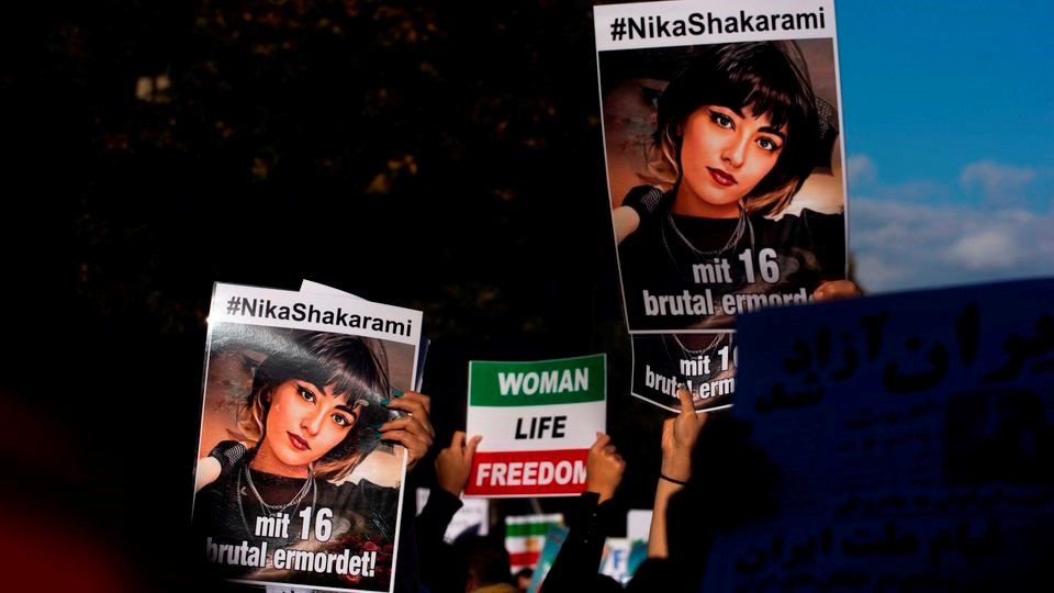Aktivistin Nika Shakarami offenbar durch iranischer Sicherheitskräfte getötet!