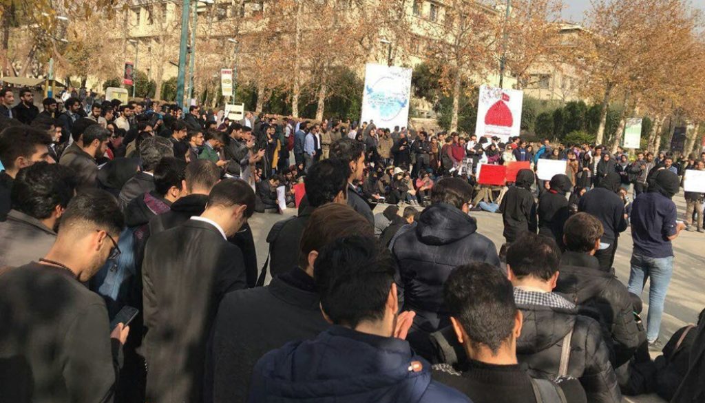 Iran-Student-Protests-on-the-Occasion-of-Student-Day-Despite-the-Regimes-Oppressive-Measures-0