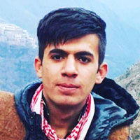 Ebrahim Moradi (16) wurde in der Stadt Javanrood (westiranische Provinz Kermanshah) erschossen.