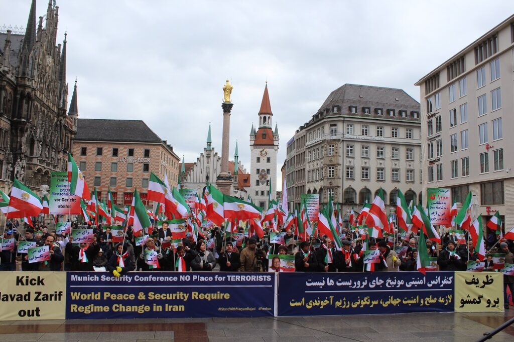 Protestdemo gegen die Präsenz von Javad Zarif an der Münchner Sicherheitskonferenz