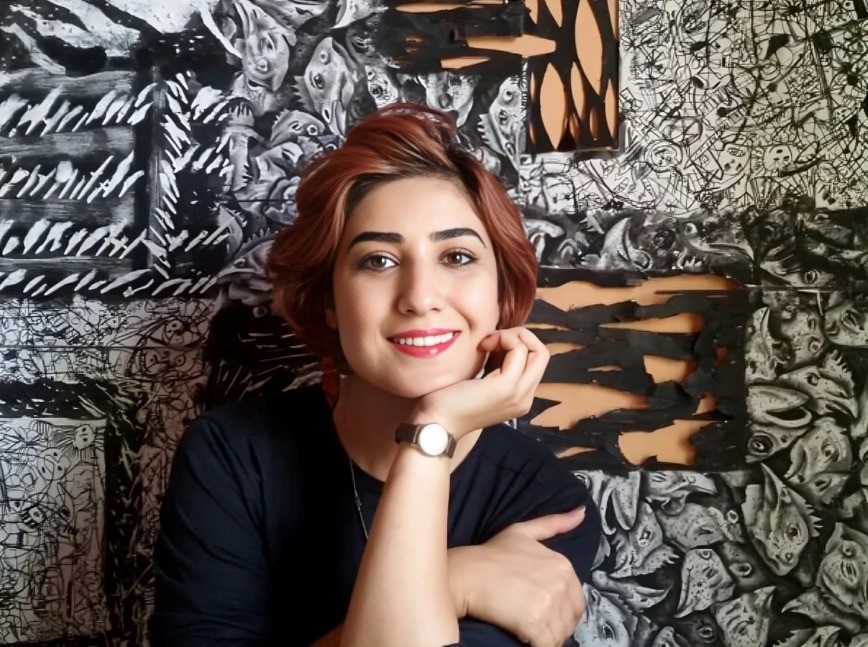 Ein Sieg der Menschenrechte: Iranische Karikaturistin aus dem berüchtigten Evin-Gefängnis freigelassen!